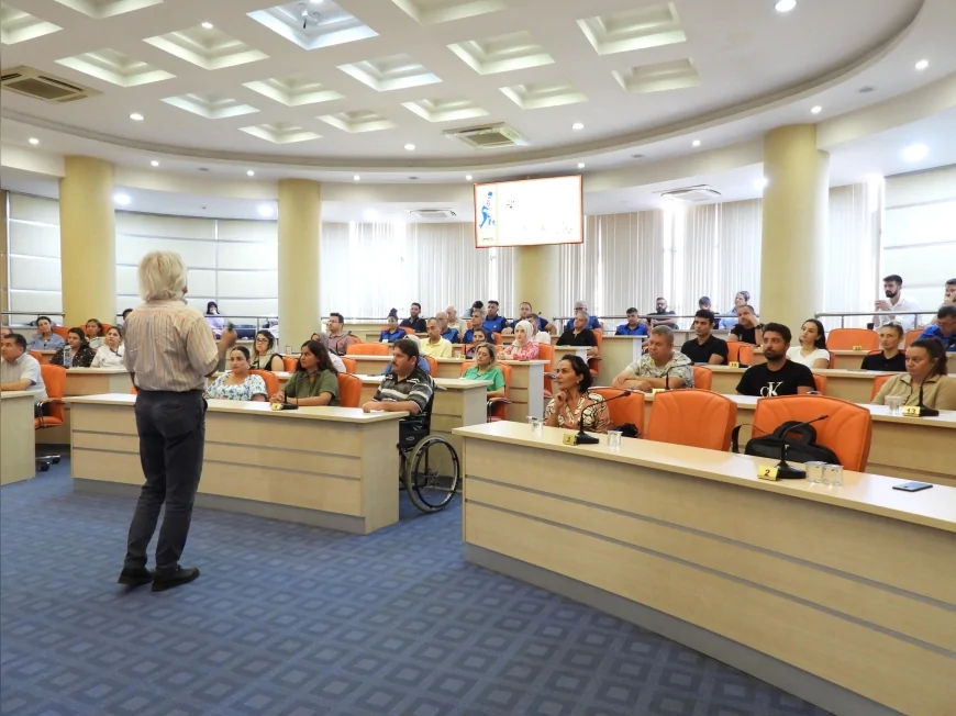 Kepez Belediyesi personeline etkili iletişim ve ekip içi uyum eğitimi verildi