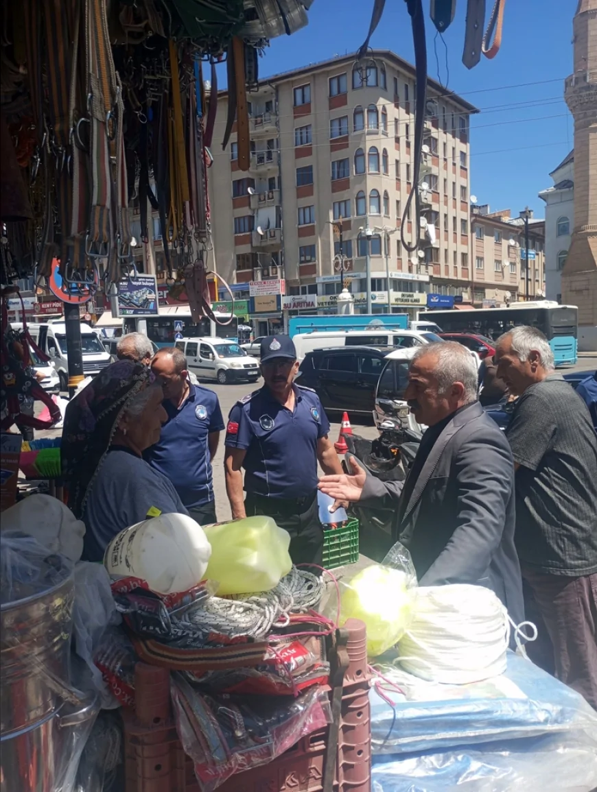 Sivas'ta kaldırımları işgal eden işletmelere 1 milyon lirayı aşan ceza kesildi