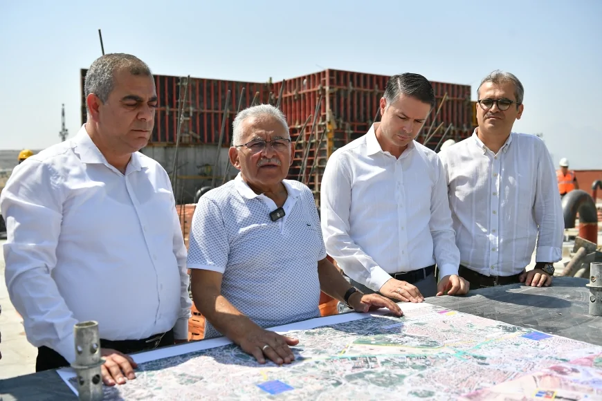 Memduh Büyükkılıç: ''İLDEM-GESİ bölgesi 600 yataklı hastane yatırımı başlıyor''