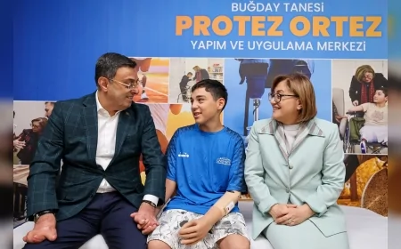 Doğuştan kolu olmayan Mehmet Efe’nin hayali, Gaziantep Büyükşehir Belediyesi'nin protez desteğiyle gerçek oldu