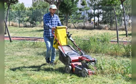 Altındağ'da yaz aylarında park bakım çalışmaları hız kazandı, temiz ve yeşil alanlar vatandaşlara nefes aldırıyor