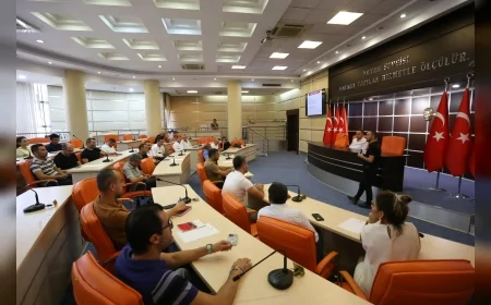 Kepez Belediyesi iş güvenliğinde QR kodlu bilgilendirme panoları ile dijital dönüşüme geçti