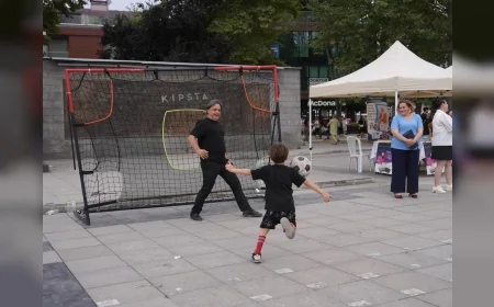 Dünya Düzce Günleri'nin dördüncüsü çocuk etkinlikleri ve açık hava sinemasıyla başladı