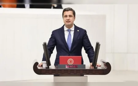 CHP Sözcüsü Deniz Yücel’den X paylaşımı: “Bu millet kiraz yiyemeden yazı bitiriyor”