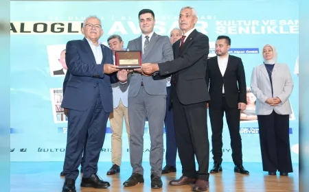 Büyükklıç: ''Et tırnak gibi iç içe olduğumuz bir anlayış içerisinde minnet duyuyorum''