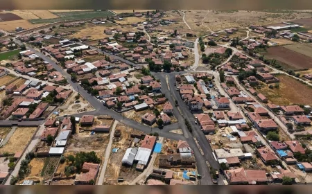 Sarıoğlan'da üç mahalleye 38 milyon liralık sıcak asfalt yatırımı tamamlandı