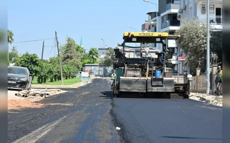 Mesut Kocagöz: "Altyapısı tamamlanmayan hiçbir yere sıcak asfalt dökmüyoruz"