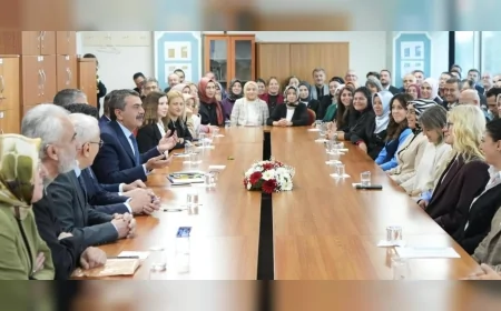 Uzman öğretmenlik ve başöğretmenlik başvuruları başlıyor: Eğitim süreci ve takvim netleşti