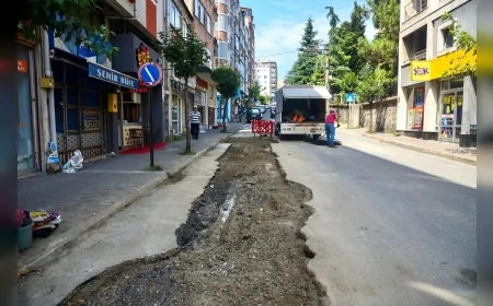 Giresun Belediyesi Saha Ekipleri Kent Genelinde Altyapı ve Çevre Düzenleme Çalışmalarını Sürdürüyor