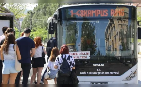 Muğla’da üniversite öğrencilerine 60 TL’ye 60 biniş ve kampüs–Akyaka hatlarında 1 TL ulaşım desteği