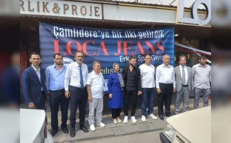 Çamlıdere Belediye Başkanı Adem Ceylan esnafla buluştu, yeni iş yerinin açılışını gerçekleştirdi