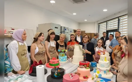 Gaziantep’te Başkan Şahin, GASMEK öğrencilerinin sanat ve meslek eğitimlerini yerinde inceledi