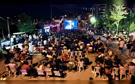 Keçiören’de açık hava sinema etkinlikleri nostalji ve mahalle kültürüyle birleşti