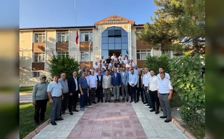 AK Parti Çorum Milletvekili Yusuf Ahlatcı: "Muhtarlarımızın taleplerini dinliyor, çözüm için adım atıyoruz"