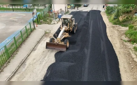 Giresun Belediyesi acil noktalar için asfalt çalışmalarını sürdürüyor