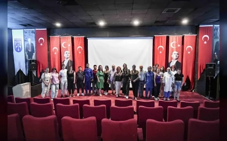 Ankara’da “Mahallede Tiyatro Var!” Projesiyle 58 Yeni Yetenek Sahneye Hazırlanıyor