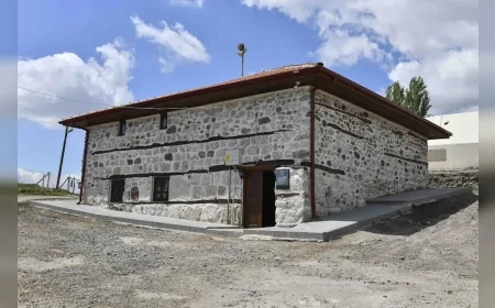 Kalecik’te 17. yüzyıldan kalma Yalım Camisi restorasyonla yeniden ibadete açıldı