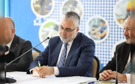 2026-2027 memur ve emekli zam pazarlığında ilk teklif açıklandı, sendikalar reddetti