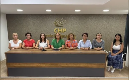 CHP İzmir Kadın Kolları’ndan Saliha Akkaş cinayetine ve artan kadın ölümlerine sert tepki: Buna da mı sessiz kalacaksınız