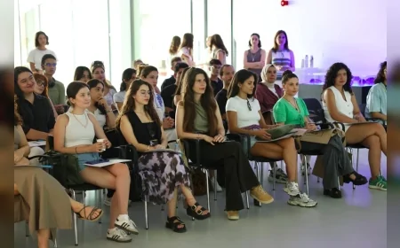 Lâl Denizli: “Olduğunuz kişiliği hiç kaybetmeyin, inandığınız fikirleri savunmaktan vazgeçmeyin”