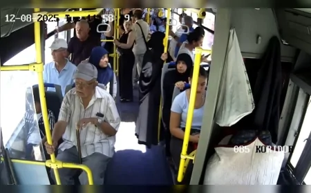 Kayseri’de otobüs şoförü fenalaşan yolcuyu güzergâh değiştirerek hastaneye yetiştirdi