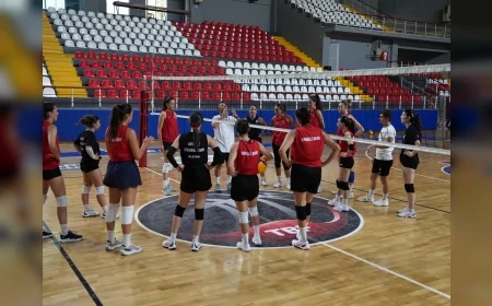 Denizli Büyükşehir Belediyespor, 10 transfer ve yeni başantrenörle Sultanlar Ligi hedefine kilitlendi