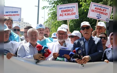 Emekli Memur-Sen Başkanı Küçükkösen: “Toplu sözleşme teklifinde emekliler yok, hakkımız teslim edilene kadar meydanlarda olacağız”