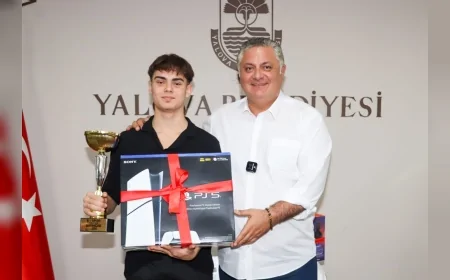 Yalova’da FC 25 Tekli Eleme Turnuvası sona erdi, kupalar sahiplerini buldu