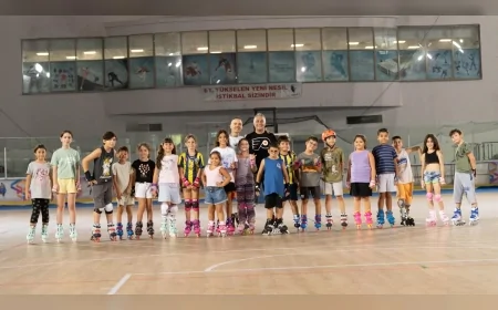 İzmir’de İlk Kez Düzenlenen Tekerlekli Paten Kursları Yoğun İlgi Görüyor