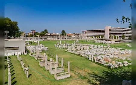 İzmir Büyükşehir Belediyesi’nden Smyrna Antik Kenti Kazılarına 34,5 Milyon Liralık Destek