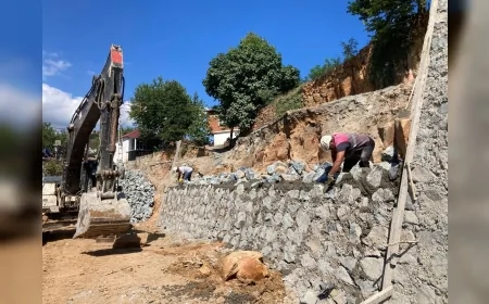 Ordu Fatsa’da heyelan riskine karşı 100 metrelik taş duvar çalışması sürüyor