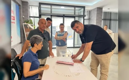 CHP İzmir İl Başkanvekili Barış Özdemir: “Delege seçimlerimiz siyasi tutuklamalara tokat gibi bir yanıt, iktidarın canı sıkılıyor morali bozuluyor”