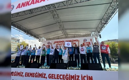 Memur-Sen’den Ankara’da Büyük Miting: "Hak, Emek, Adalet" Sloganlarıyla Kamu İşverenine Tepki