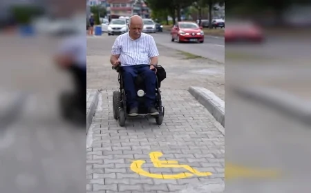 Giresun’da Atatürk Bulvarı kaldırımları engelli dostu hale getiriliyor