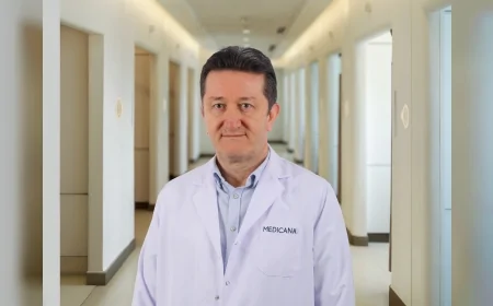 Op. Dr. Gökhan Kerci: “En sağlıklı insan bile yılda bir kez göz muayenesi olmalı