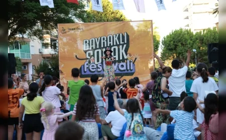 Bayraklı Belediyesi Sokak Festivali’nde çocuklar bilim, sanat ve sporla buluştu!
