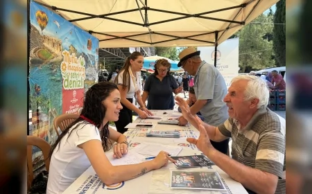 Denizli Büyükşehir Belediyesi Çardak’ta vatandaşların taleplerini dinledi