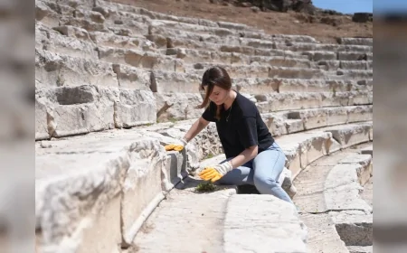 Konuralp Antik Tiyatrosu gün yüzüne çıkıyor: Kazılarda sona doğru