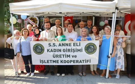 Yunusemre’de Anne Eli Kadın Girişimi Kooperatifi Açıldı: Kadınlar Üretecek, Ekonomiye Katkı Sağlayacak!