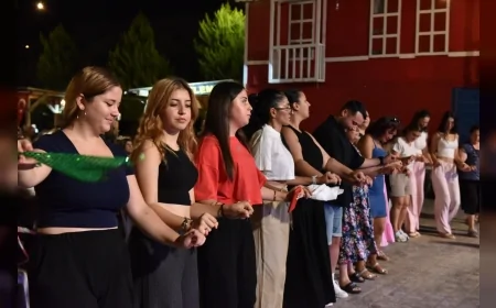 Erzincan’ın kültürel zenginlikleri Kepez Uluslararası Kültür Festivali’nde sahne aldı