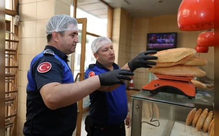 Şehzadeler’de zabıta ekipleri fırınlarda gramaj ve hijyen denetimi yaptı