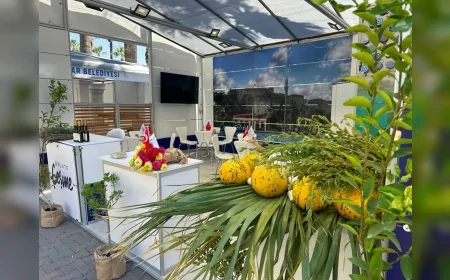 Çeşme Belediyesi, İzmir Enternasyonal Fuarı’nda coğrafi işaretli ürünleri ve projeleriyle ilgi topladı