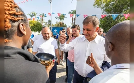İzmir’in geleceğini anlatan “İz’in Peşinde Şehrin İçinde” sergisi 94. İEF’te açıldı