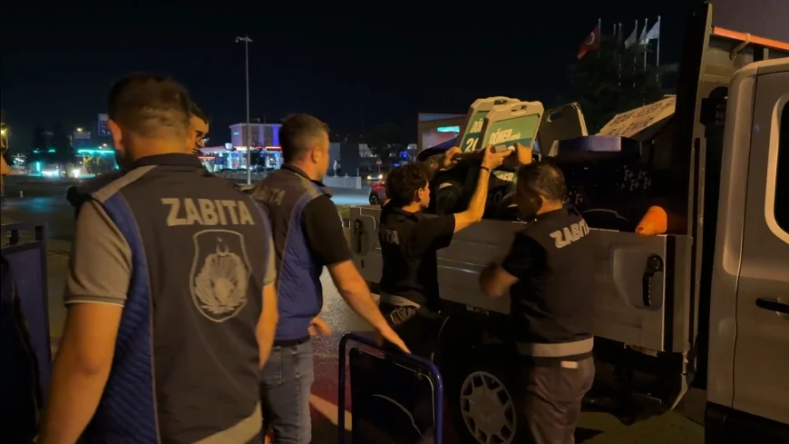 Çorum’da Zabıta Ekiplerinden Gece Yarısı Kapsamlı Kaldırım ve Yol İşgali Denetimi!