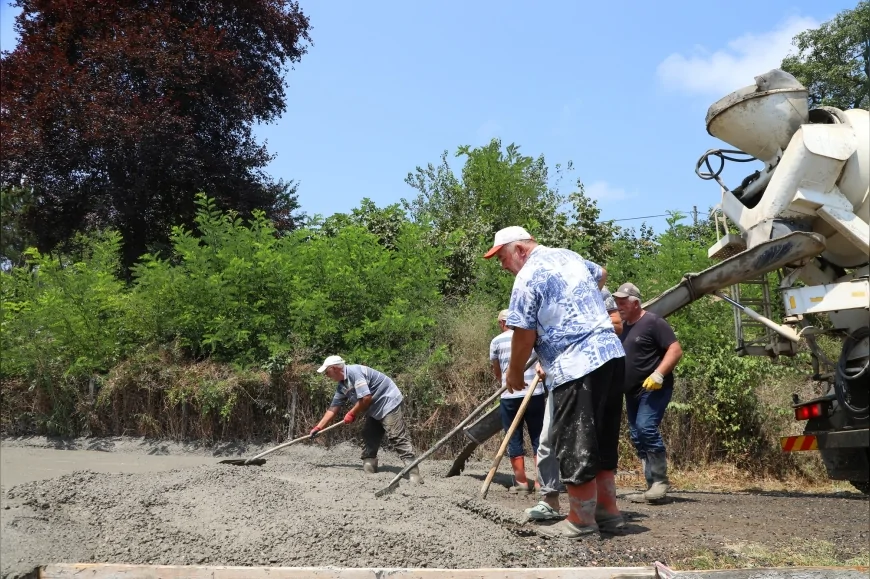 Ordu Ünye’de Göbü Mahallesi’nde 1 kilometrelik beton yol tamamlandı, yılların ulaşım sorunu çözüldü