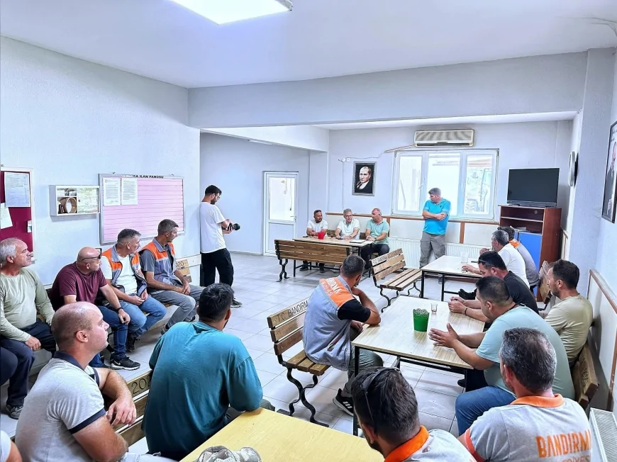 Bandırma Belediye Başkanı Dursun Mirza: “Halkımıza en iyi hizmeti sunmak için kararlılıkla çalışıyoruz”