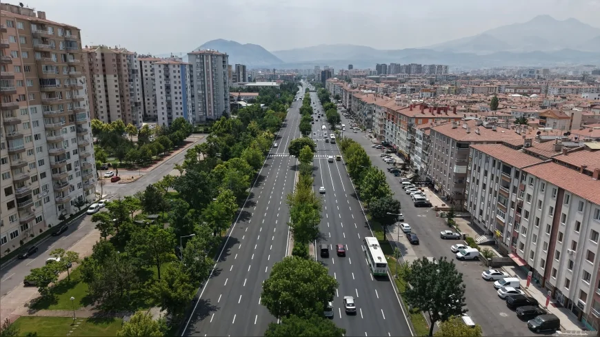 Kayseri Havalimanı yoluna 20 milyon TL’lik yatırım tamamlandı, vatandaşlardan tam not aldı