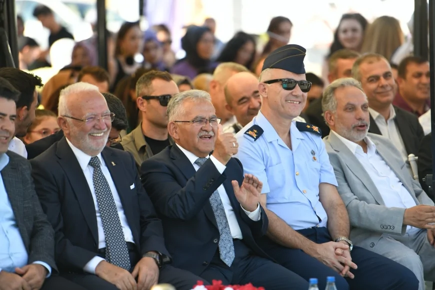 Başkan Memduh Büyükkılıç: “Genç dostu şehir unvanı yatırımlarımızın göstergesidir”