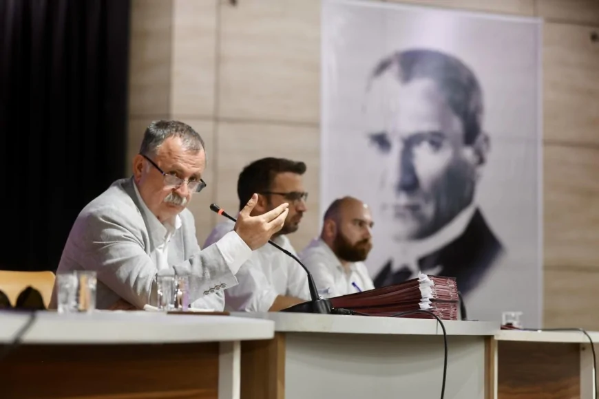 Yunusemre Belediyesi’nden Ferdi Zeyrek Millet Çarşısı için Takas Yetkisi Adımı!