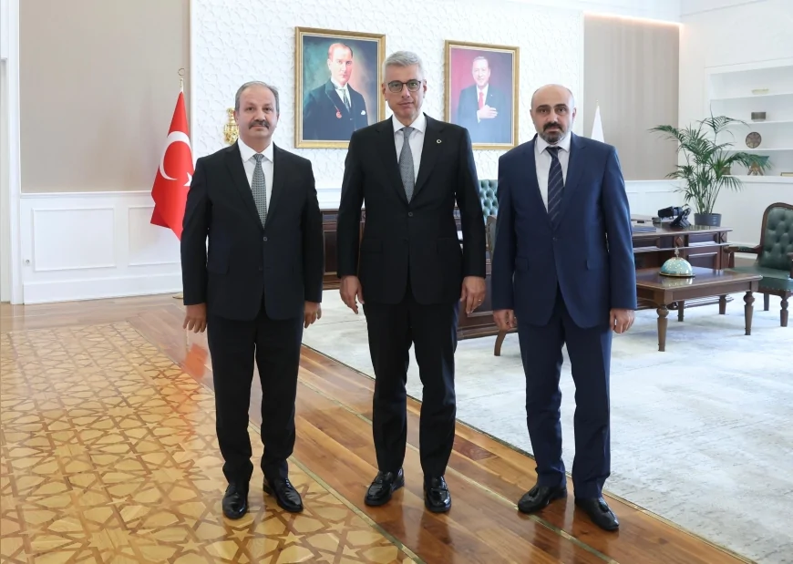 Sağlık-Sen’den Bakan Memişoğlu’na Toplu Sözleşme, Promosyon ve Personel Alımı Gündemli Ziyaret